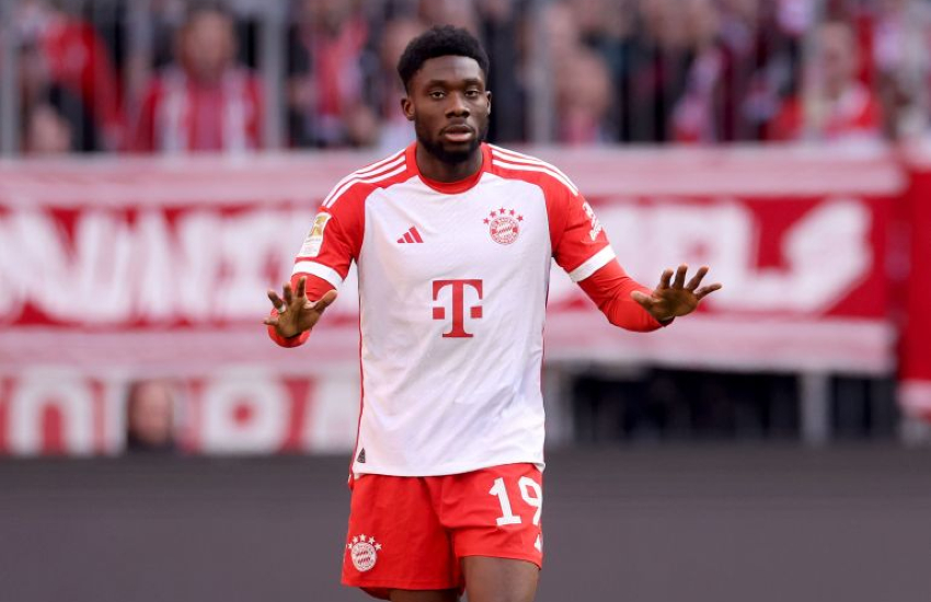 Bek kiri Bayern Munich Alphonso Davies. Foto: football-espana.net