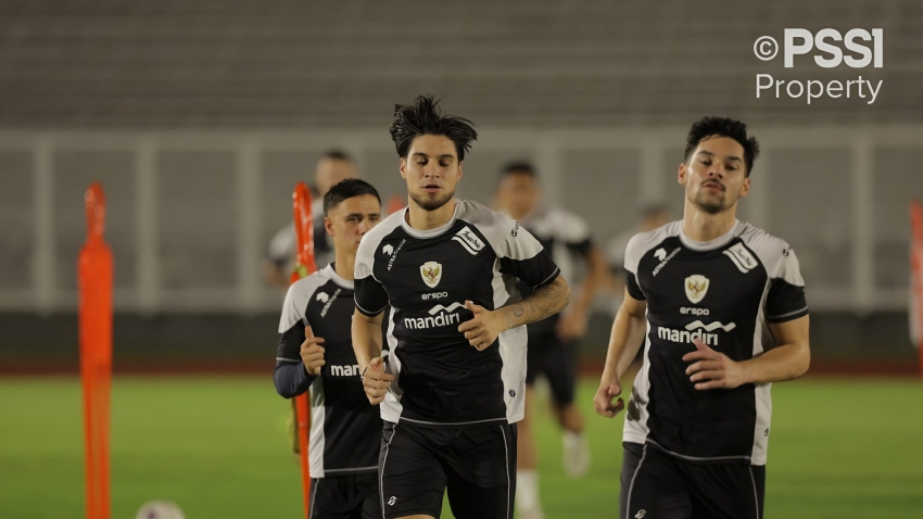 Kevin Diks saat menjalani latihan bersama Timnas Indonesia. Foto: Istimewa